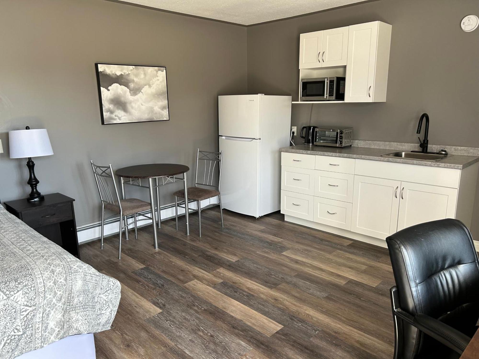 Middleton Motel & Suites Extérieur photo